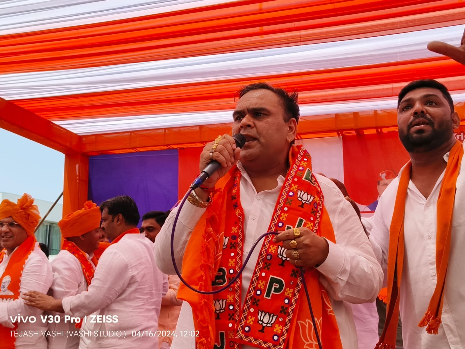 તા.૧૬/૦૪/૨૦૨૪ ના રોજ ૨૩- બારડોલી લોકસભાના ભાજપના ઉમેદવાર શ્રી પ્રભુભાઈ એન.વસાવાજીની આજે વિશાળ 